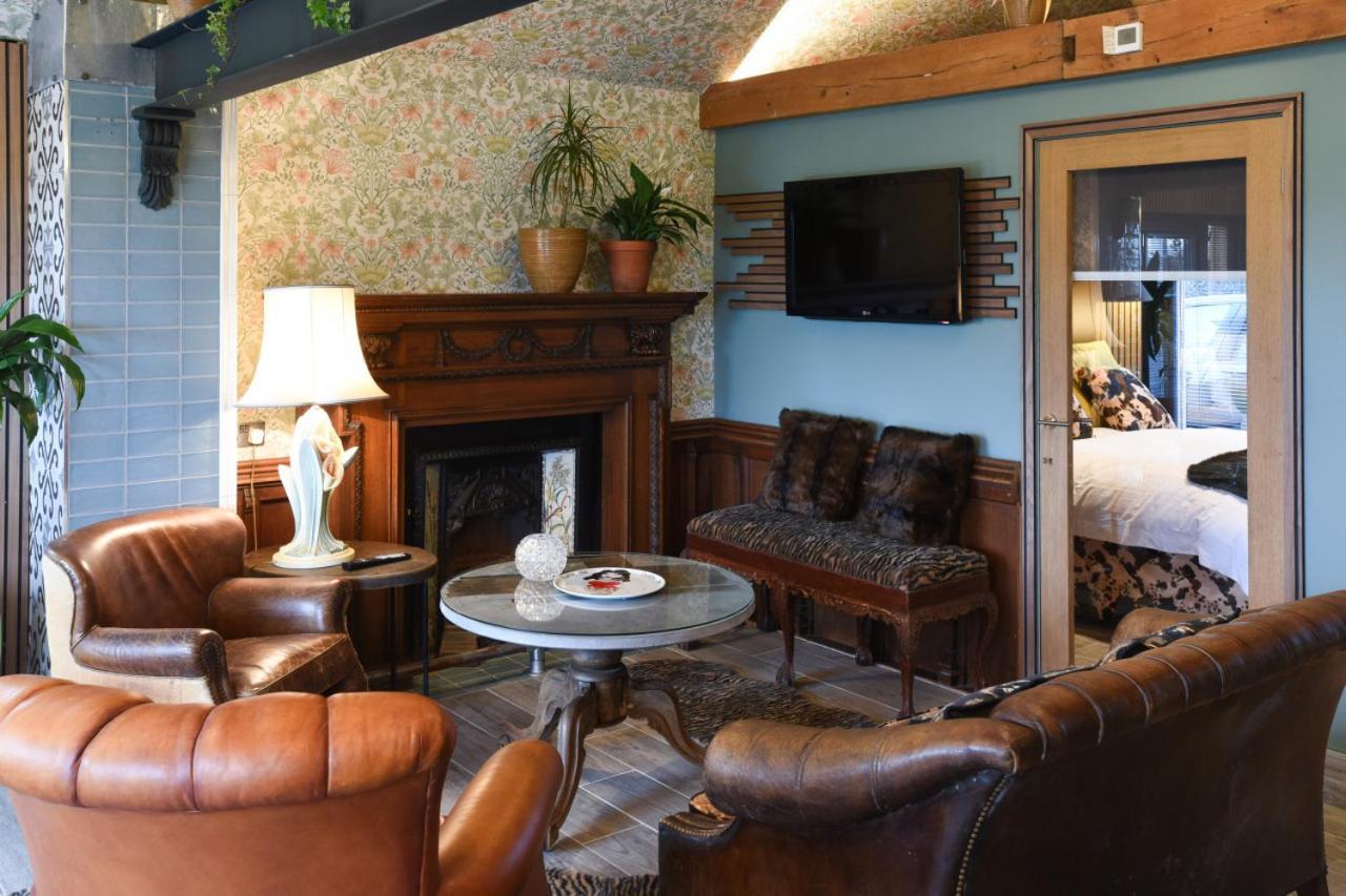 Air Maison - The Cow Shed Wow Factor Countryside Retreat Westbourne  Exterior photo